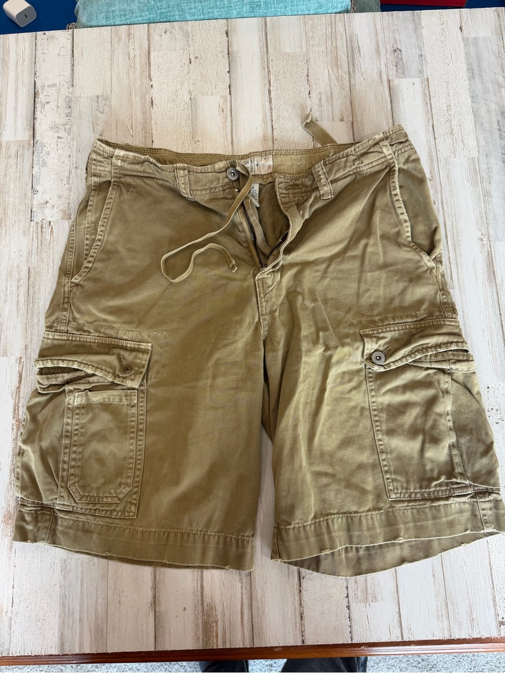 American Eagle Y2K Cargo Shorts Men’s Size 30 Brown Khaki Utility